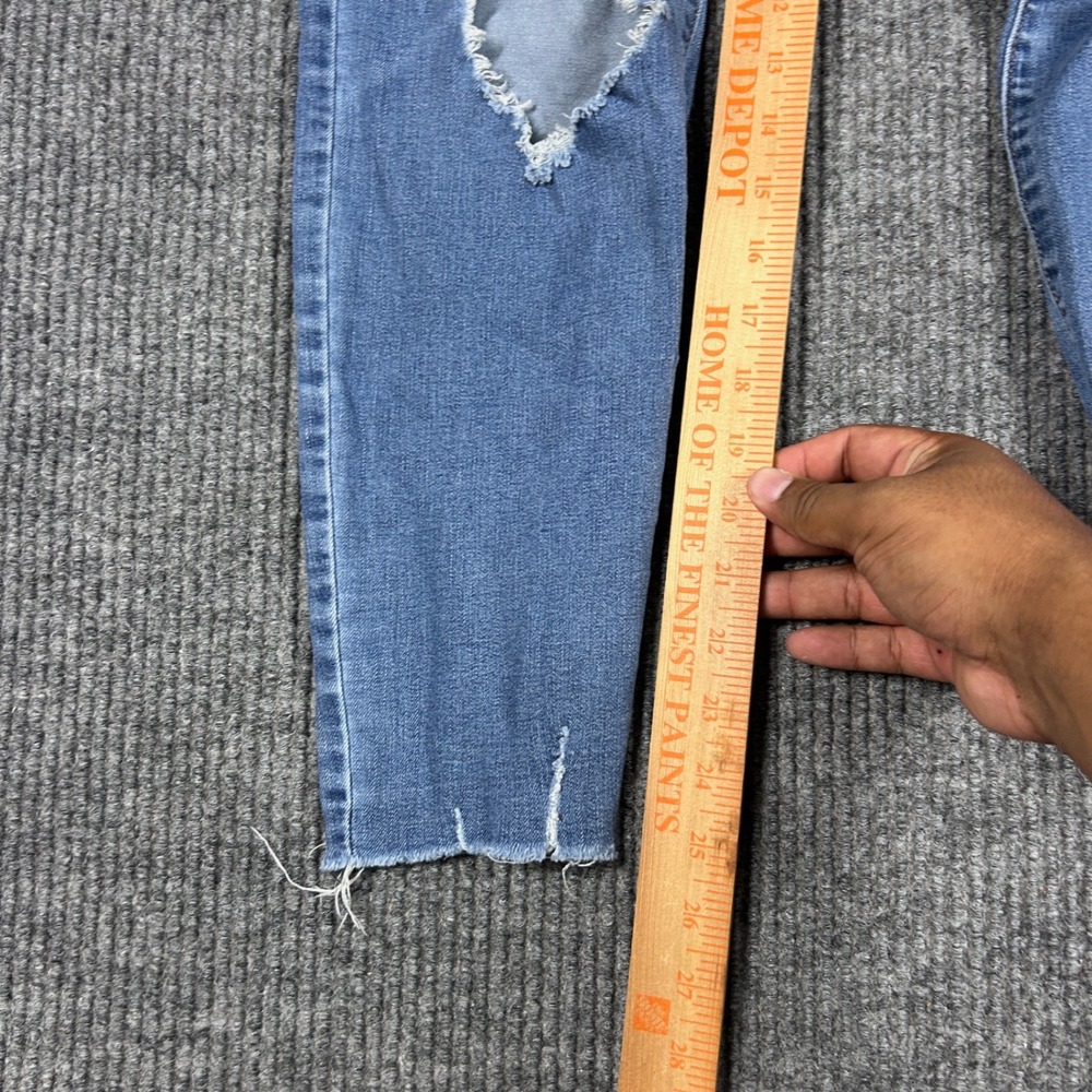 Old Navy Jeans Womens 12 Rockstar Mid Rise Distressed Skinny Regular Blue Denim - Picture 7 of 7